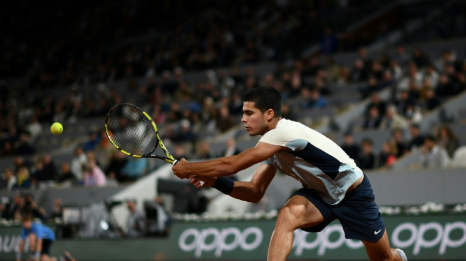 Alcaraz youngest man to reach French Open last 16 since 2006