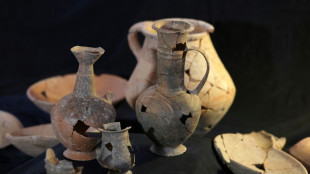 Arqueólogos israelíes encuentran restos de opio en cerámica de 3.500 años de antigüedad