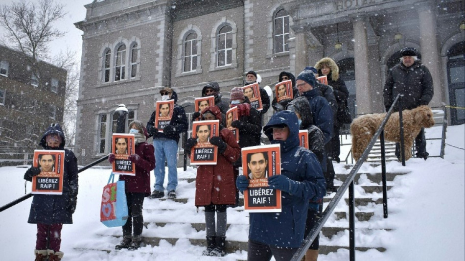 Saudiarabischer Blogger Badawi nach zehn Jahren Haft freigelassen