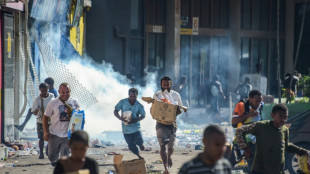 Ausschreitung wegen Gehaltsabzugs bei Sicherheitskräften in Papua Neuguinea