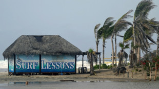 L'ouragan Hilary fait au moins un mort en Basse Californie au Mexique, en route vers les Etats-Unis