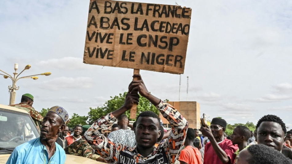 Niger: l’ultimatum de la Cedeao arrivé à terme, l’espace aérien fermé "face à la menace d’intervention"