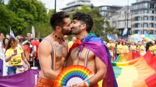 Foule arc-en-ciel à Londres pour la Marche des fiertés