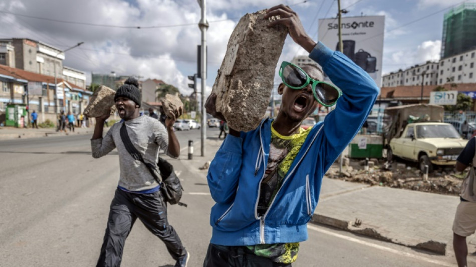 Kenya: gaz lacrymogènes contre l'opposition décidée à poursuivre les manifestations