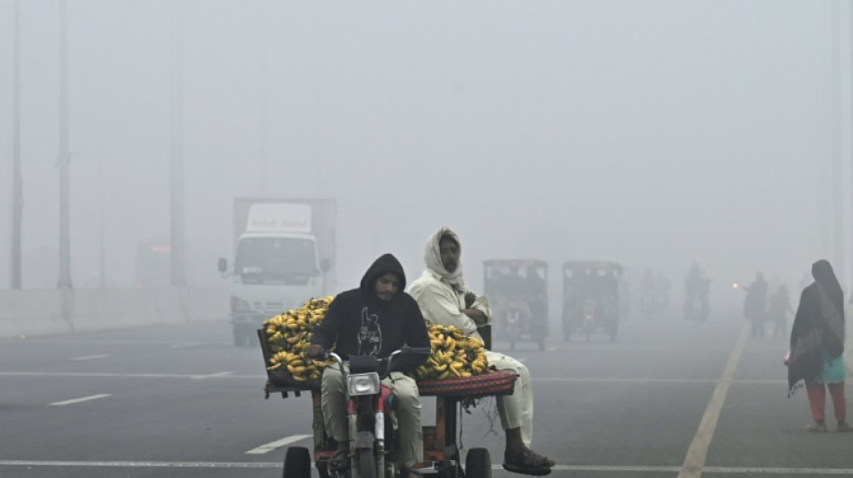 Smog-Belastung in pakistanischer Stadt Lahore sinkt erstmals nach Wochen