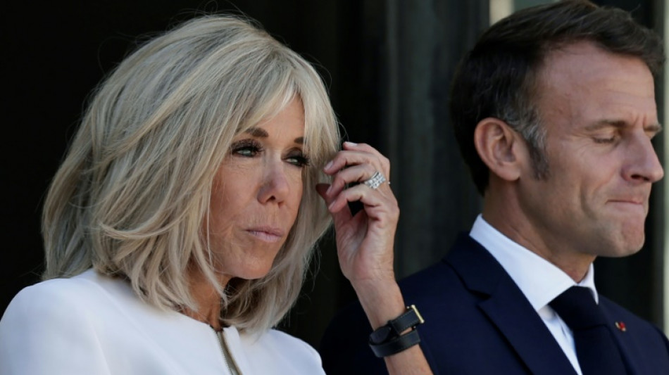 Zwei Frauen in Frankreich wegen Gerüchten über sexuelle Identität von Brigitte Macron verurteilt