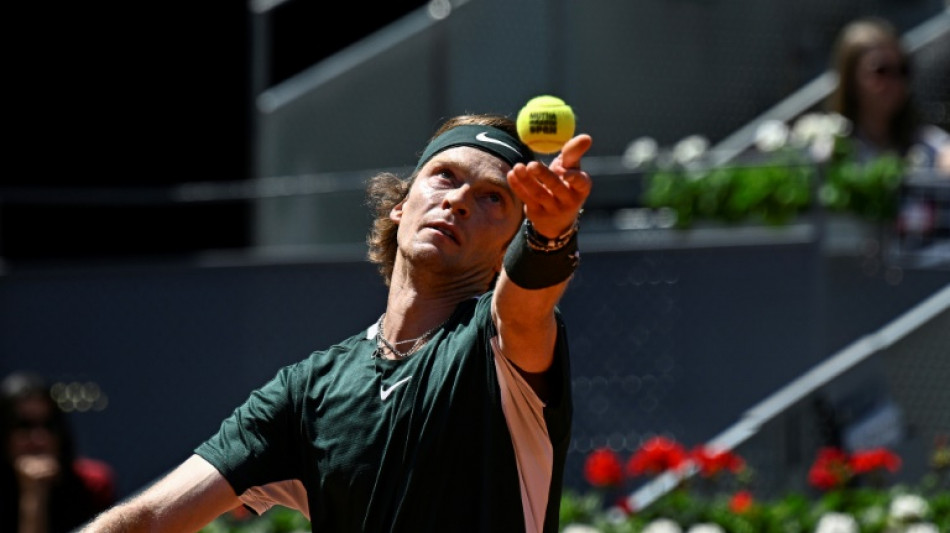 Rublev avanza a cuartos del Torneo de Madrid