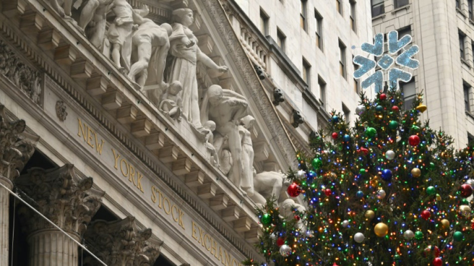 Stock markets rise before Christmas break as inflation cools