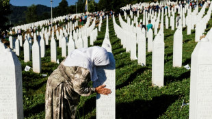 Srebrenica: Le Premier ministre néerlandais s'excuse auprès d'anciens Casques bleus