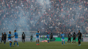 Cagliari-Napoli, ferito uno steward in curva