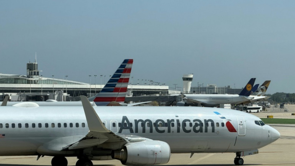 American Airlines retoma sus vuelos en EEUU tras una breve suspensión