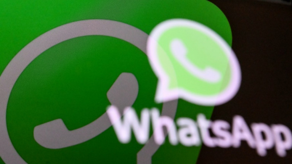 WhatsApp lance des "chaînes" de communication publique