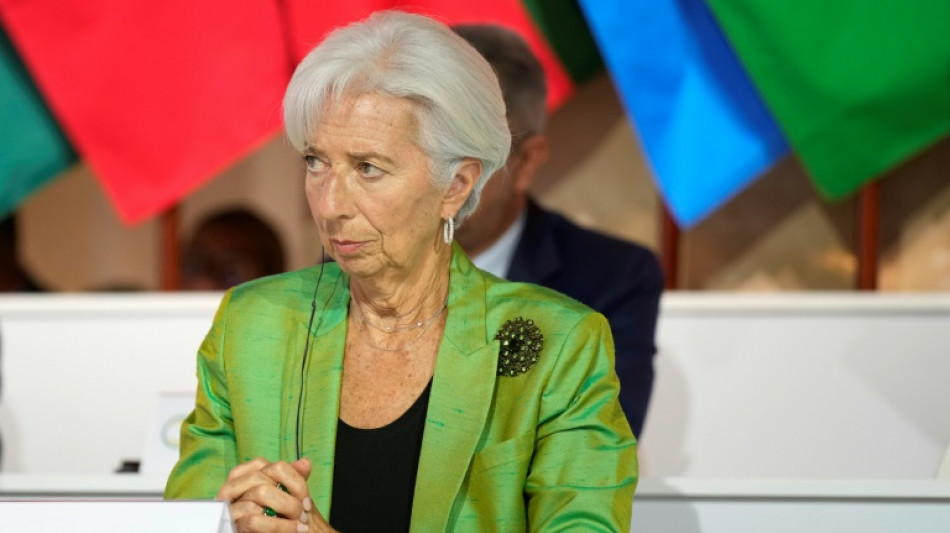 Zone euro: la BCE "poursuivra" ses hausses de taux en juillet, déclare Lagarde