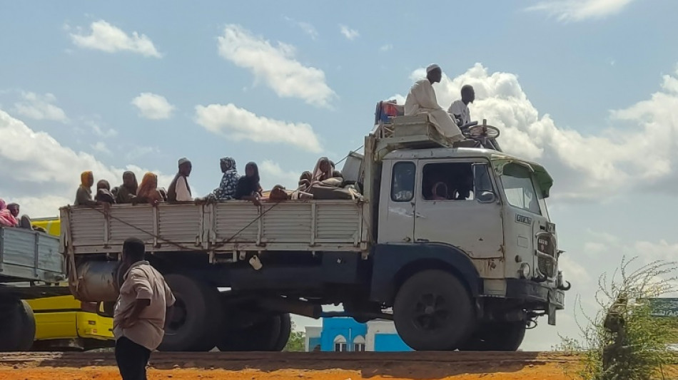 Mehr als 55.000 Menschen fliehen vor Kämpfen aus Stadt im Südosten des Sudan