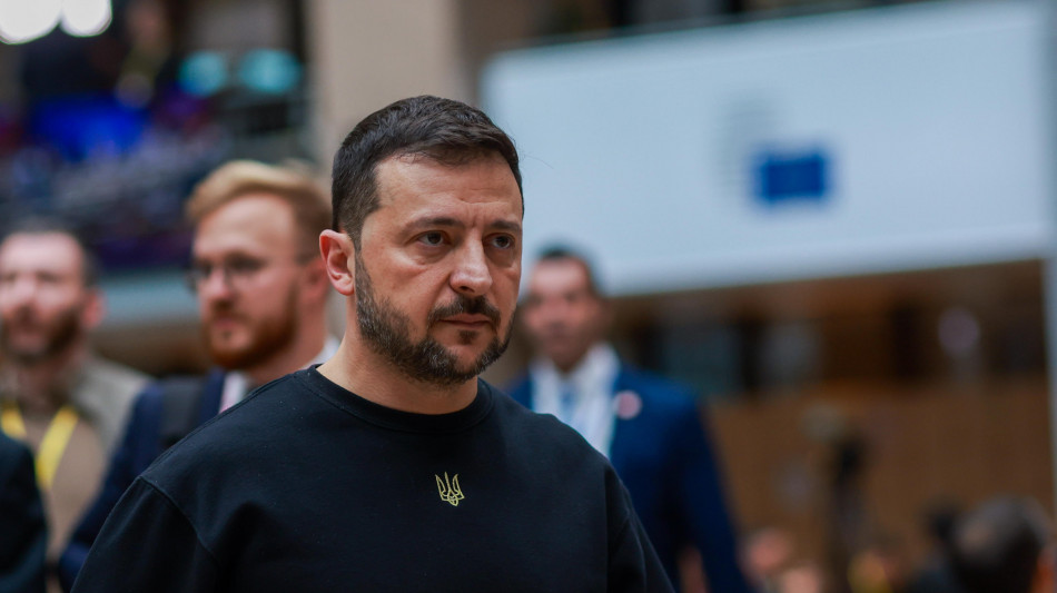 Zelensky, 'riconquistare il diritto alla vita per l'Ucraina'