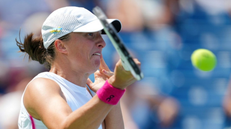 Swiatek vence Vondrousova e vai às semifinais do WTA 1000 de Cincinnati