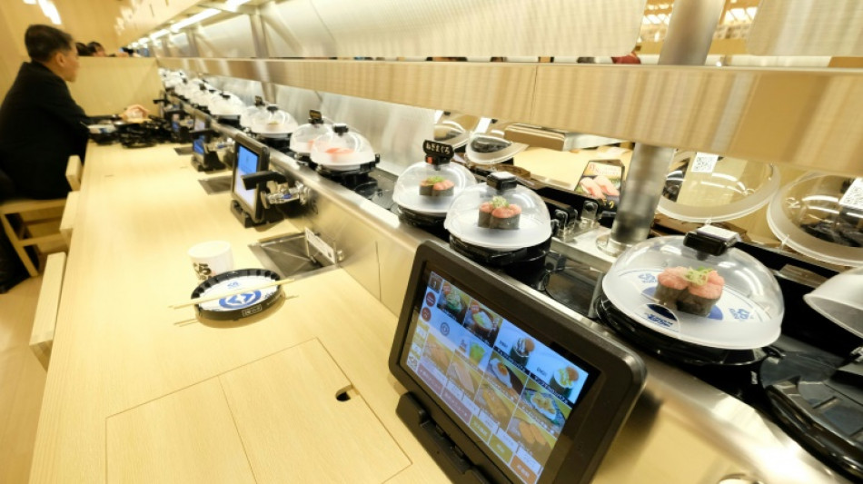 Tollé au Japon après des farces de mauvais goût dans des restaurants de sushis