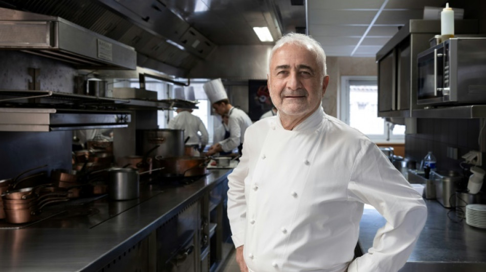 El prestigioso chef francés Guy Savoy pierde su 3ª estrella Michelin