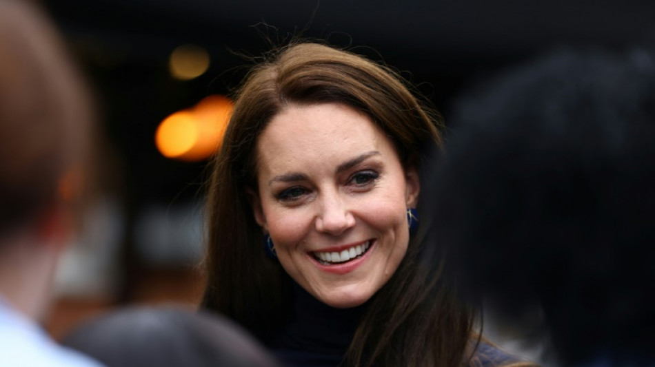 Princesa Kate é vista pela primeira vez desde sua hospitalização