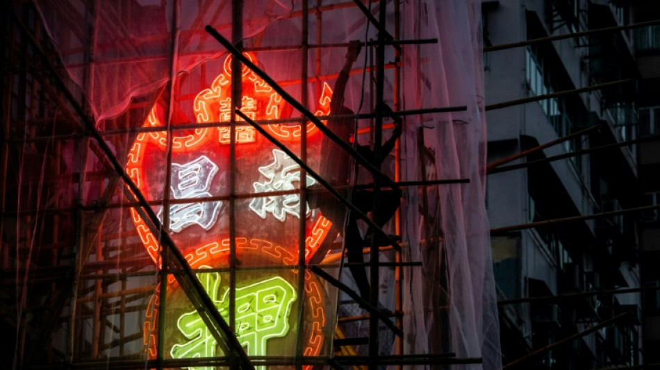 Hong Kong's bamboo scaffolders preserve ancient technique