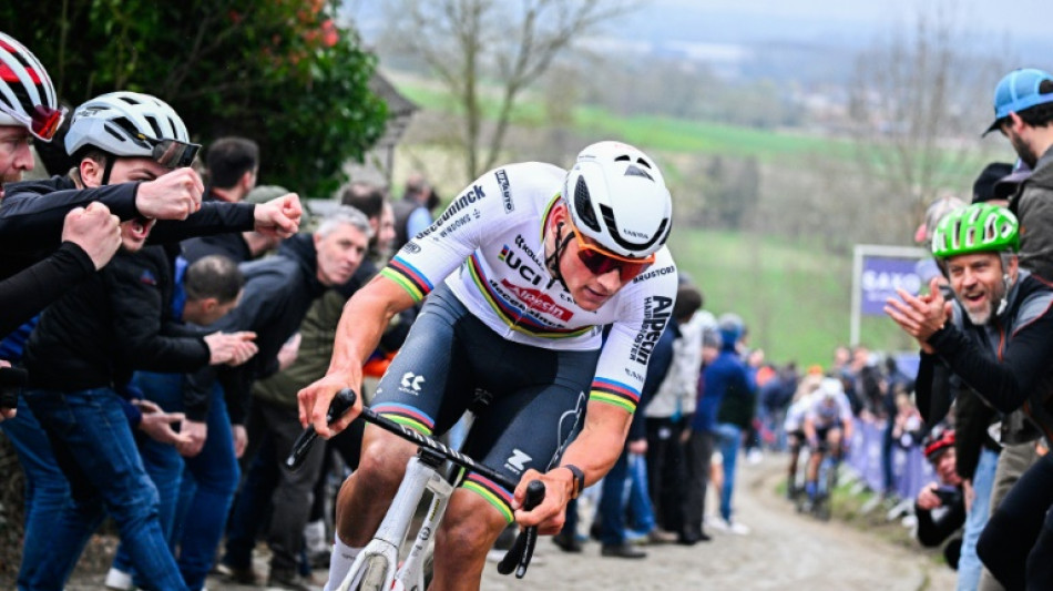 Cyclisme: coup de force de Mathieu van der Poel, qui remporte l'E3 en solitaire