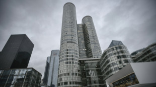 A La Défense, la plus grande tour de bureaux d'Europe économise l'électricité