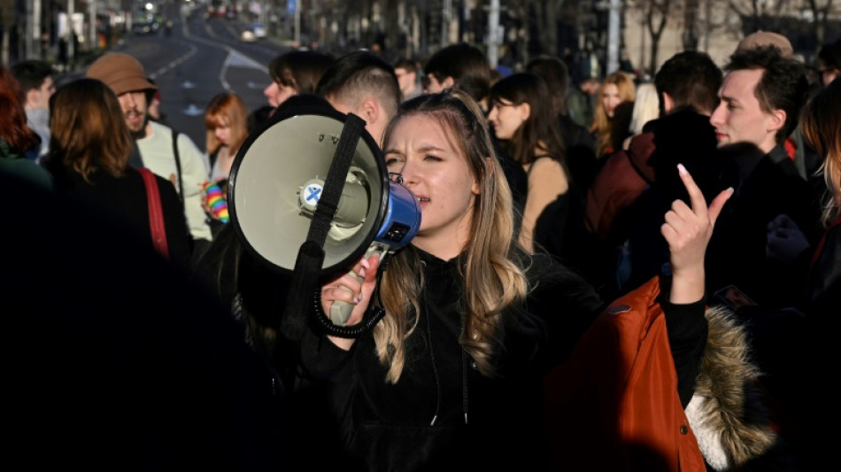 Protestierende wollen Serbiens Hauptstadt für 24 Stunden lahmlegen