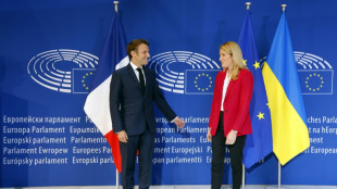 Macron visita Estrasburgo y Berlín para reforzar su compromiso europeo