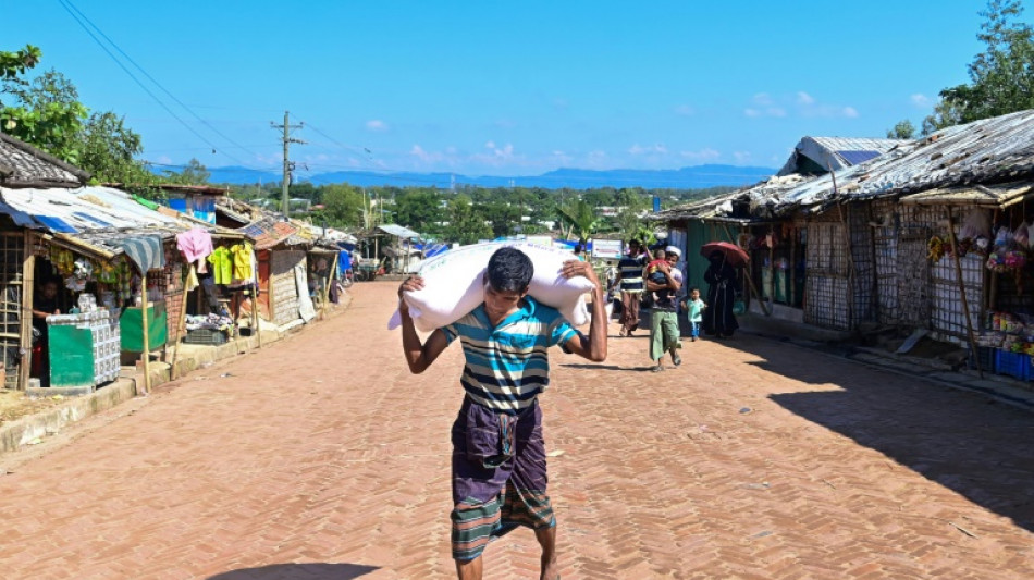 Au Bangladesh, la faim et l'insécurité comme lot quotidien des Rohingyas
