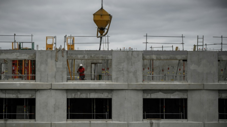 Logements neufs: les délivrances de permis de construire chutent en 2023, reflet de la crise de l'immobilier