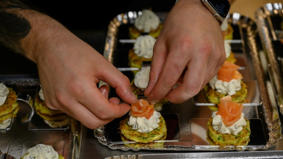  Make food not war: Ukrainian chefs train in France 