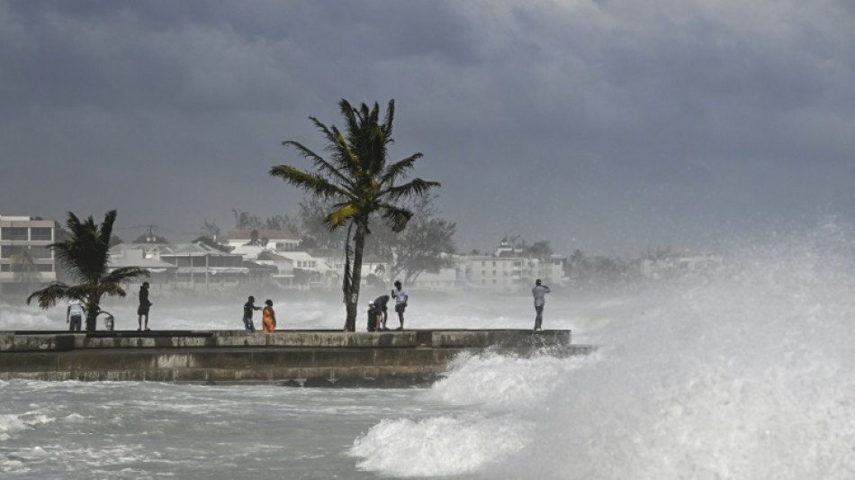 Category 5 Hurricane Beryl kills 5, hurtles towards Jamaica