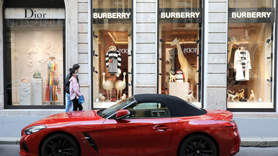 Montenapoleone la via del lusso più cara al mondo