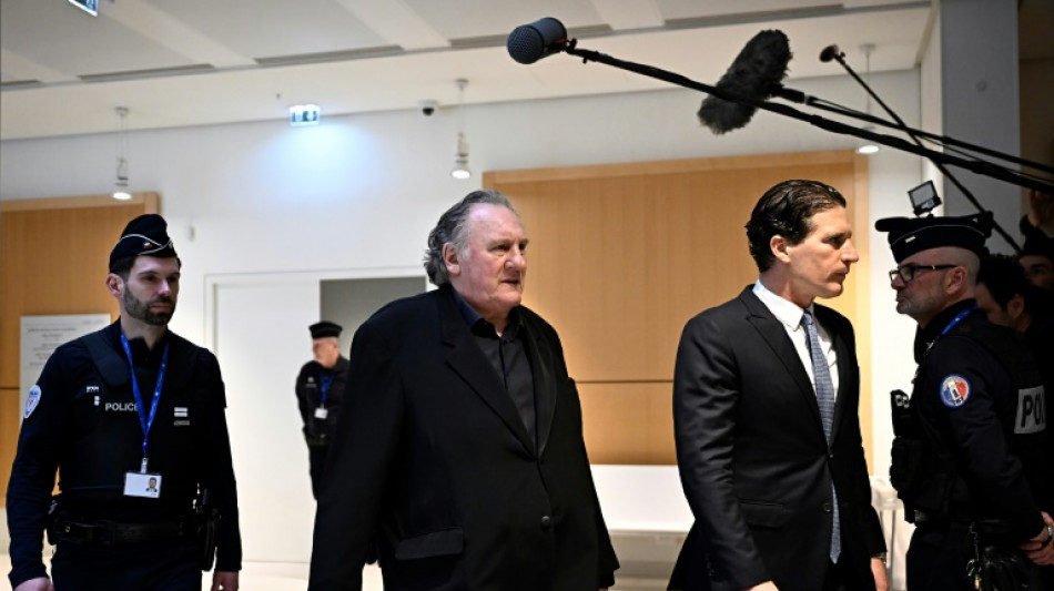 Le procès de Gérard Depardieu pour agressions sexuelles s'est ouvert