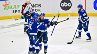 Lightning thrash Avalanche to bounce back in Stanley Cup