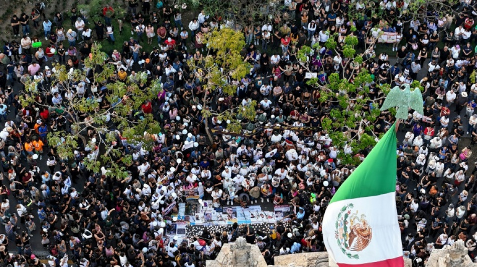 Mexicans protest for victims of latest mass grave discovery