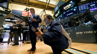 Wall Street ouvre en baisse, la nervosité plane toujours