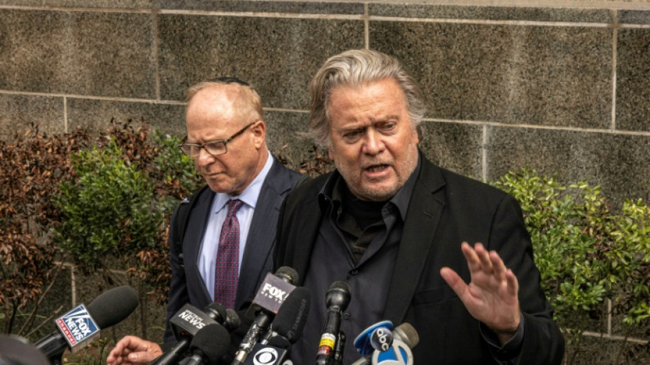 L'ex-conseiller de Trump, Steve Bannon, inculpé de fraude financière à New York