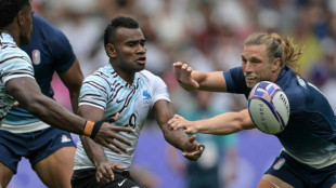 Dazzling Fiji down France in Olympic rugby sevens