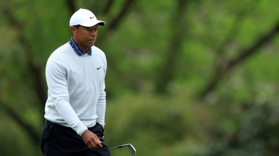 Golf: Woods s'effondre, Scheffler mène encore mais voit son avance fondre