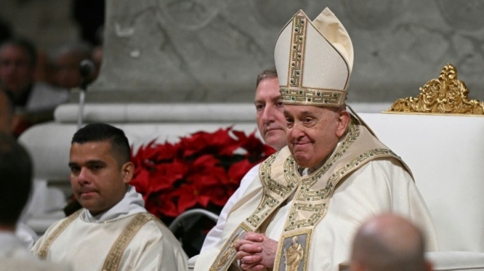 Pope's sombre message in Christmas under shadow of war