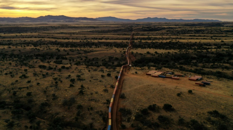 Arizona to remove shipping container wall on US-Mexico border