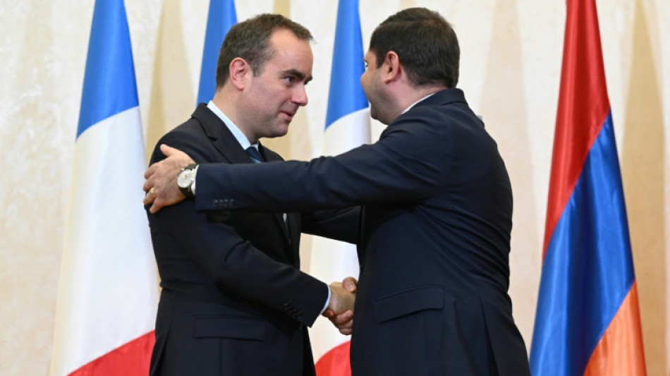 France, Armenia hail military ties amid Russia tensions 