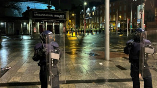 Incidents à Dublin après une attaque au couteau qui a fait cinq blessés