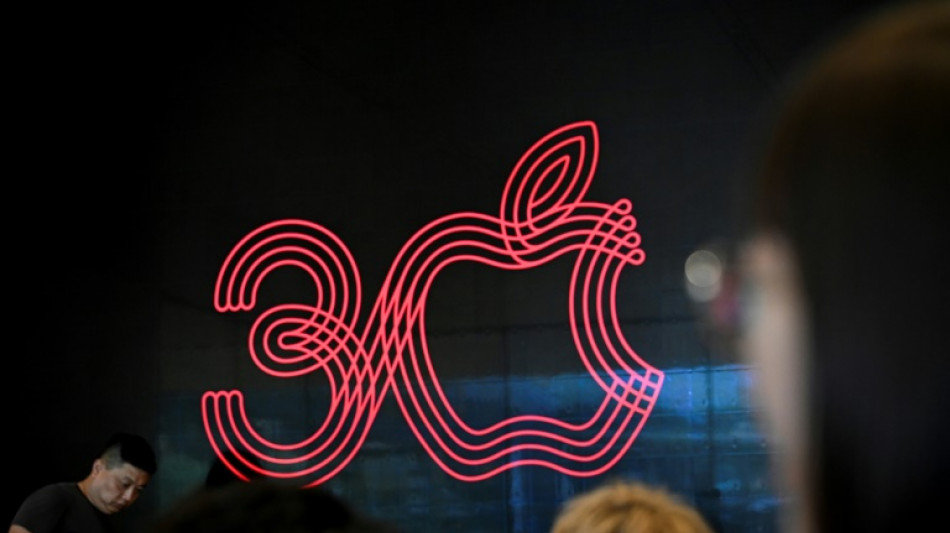 Des fans d'Apple fêtent ses 30 ans en Chine