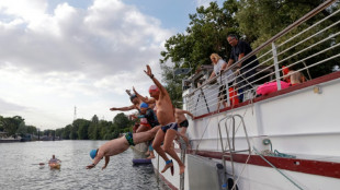 JO-2024: à Paris, des pionniers profitent déjà de la baignade en Seine