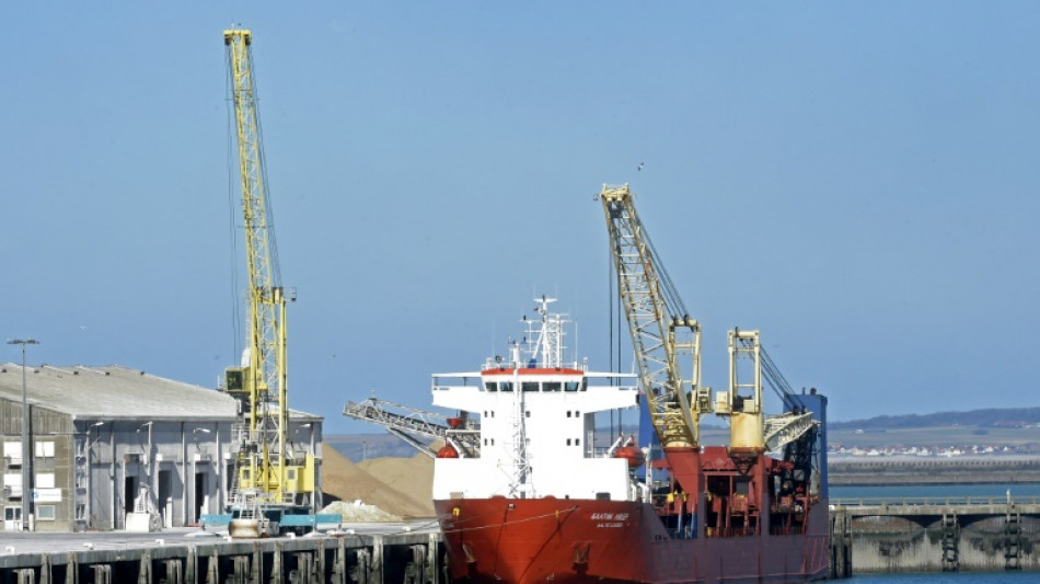 Guerre en Ukraine: la France intercepte un bateau de commerce russe dans la Manche