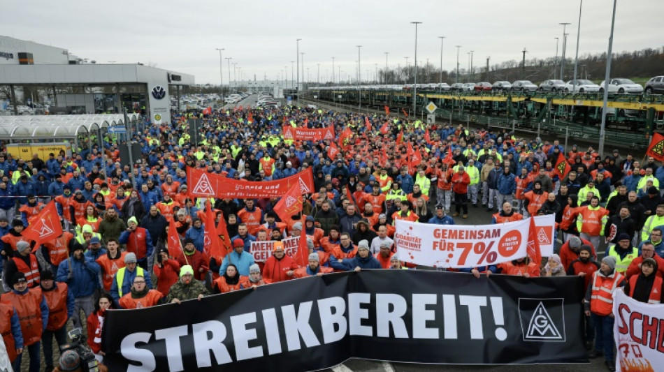 Thousands strike at Volkswagen's Germany plants