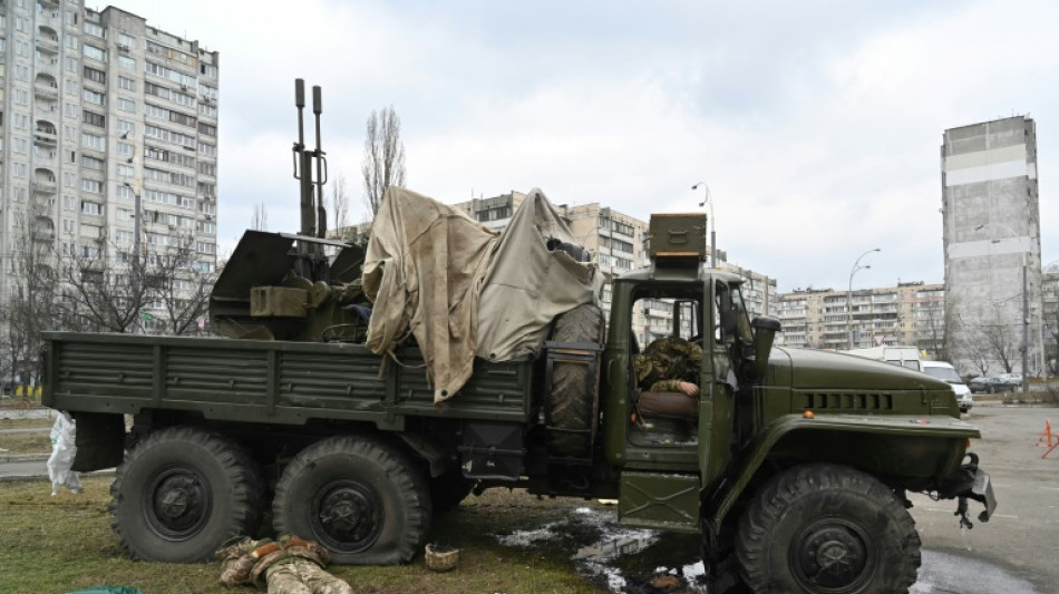 Putin llama el ejército ucraniano a dar golpe de Estado en medio de feroces combates en Kiev