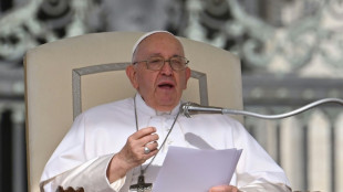 Pope to defend migrants in Marseille trip